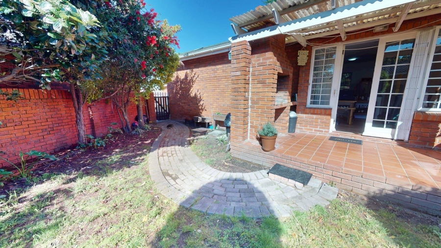 2 Bedroom Property for Sale in Lorraine Eastern Cape
